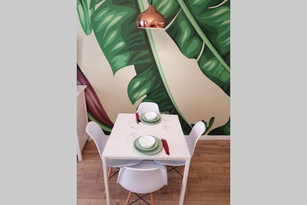 Cozy Modern Studio Green Apartment In Old Town Krasków Εξωτερικό φωτογραφία