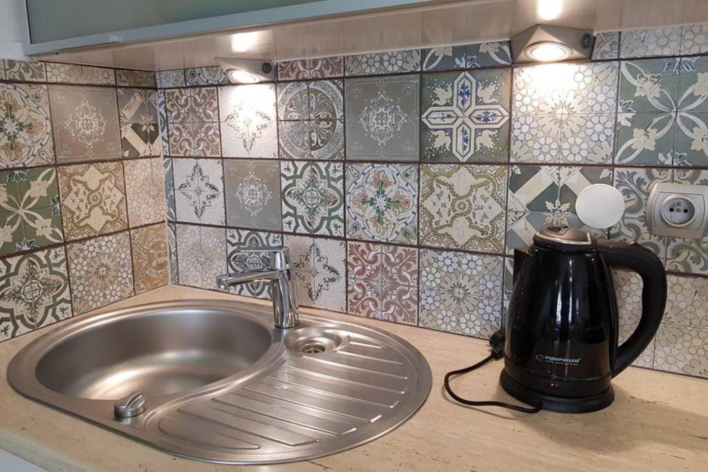 Cozy Modern Studio Green Apartment In Old Town Krasków Εξωτερικό φωτογραφία